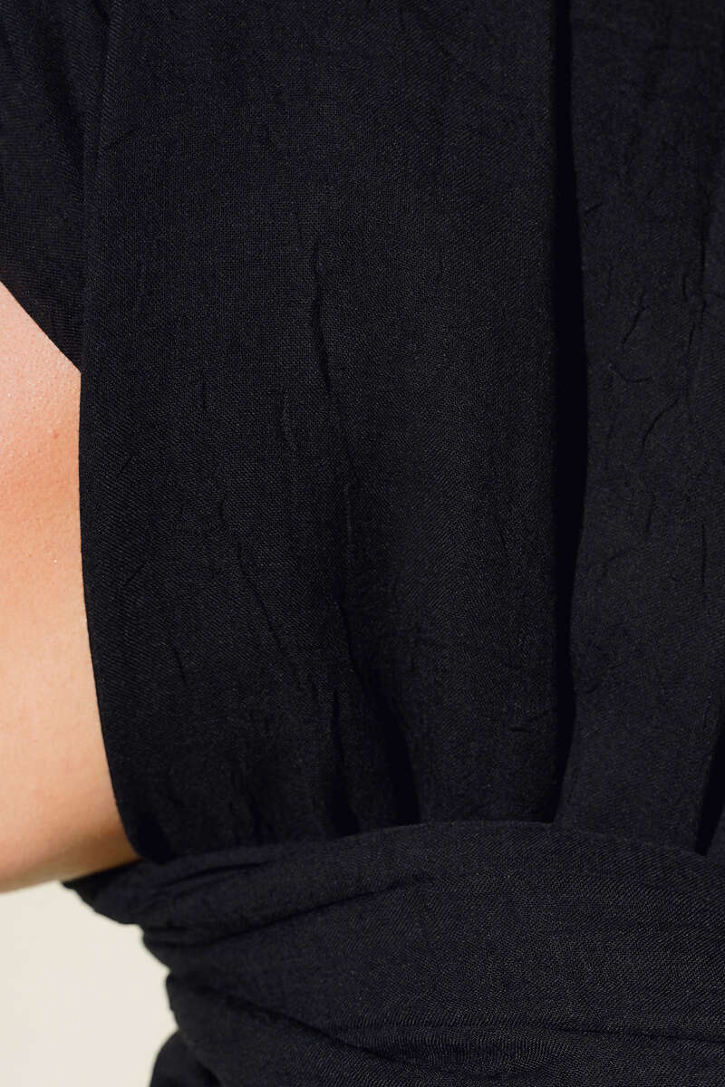 Organic Bamboo Crinkle Shawl - Black