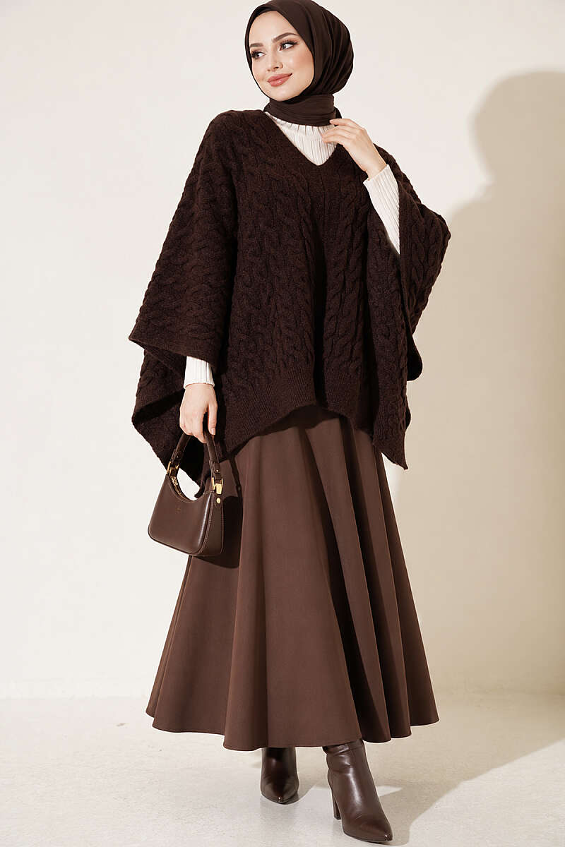 Cable-Knit Poncho - Brown