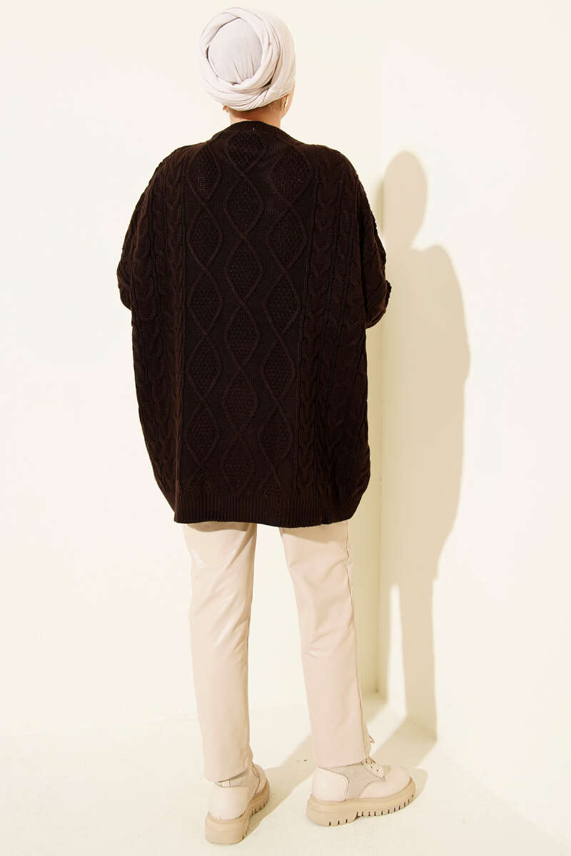 Chunky Knit Sweater - Dark Brown