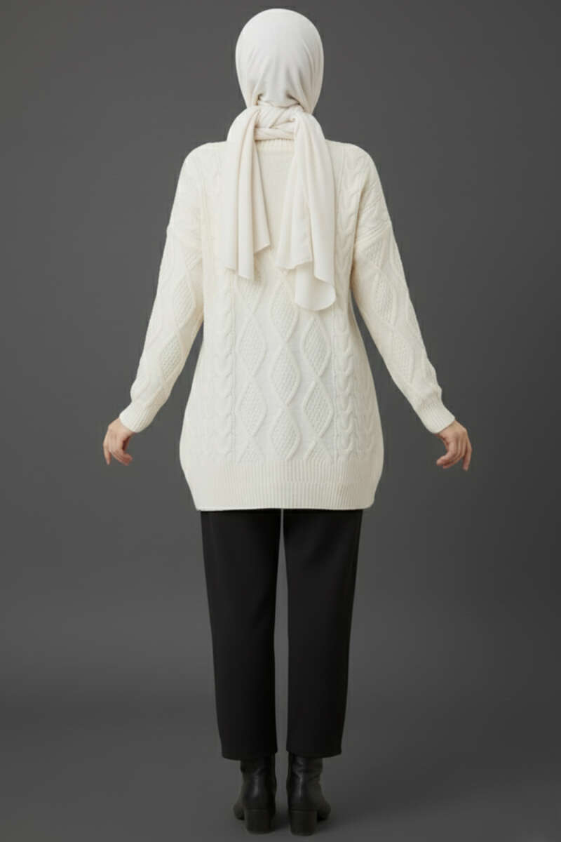Chunky Knit Sweater - Ecru