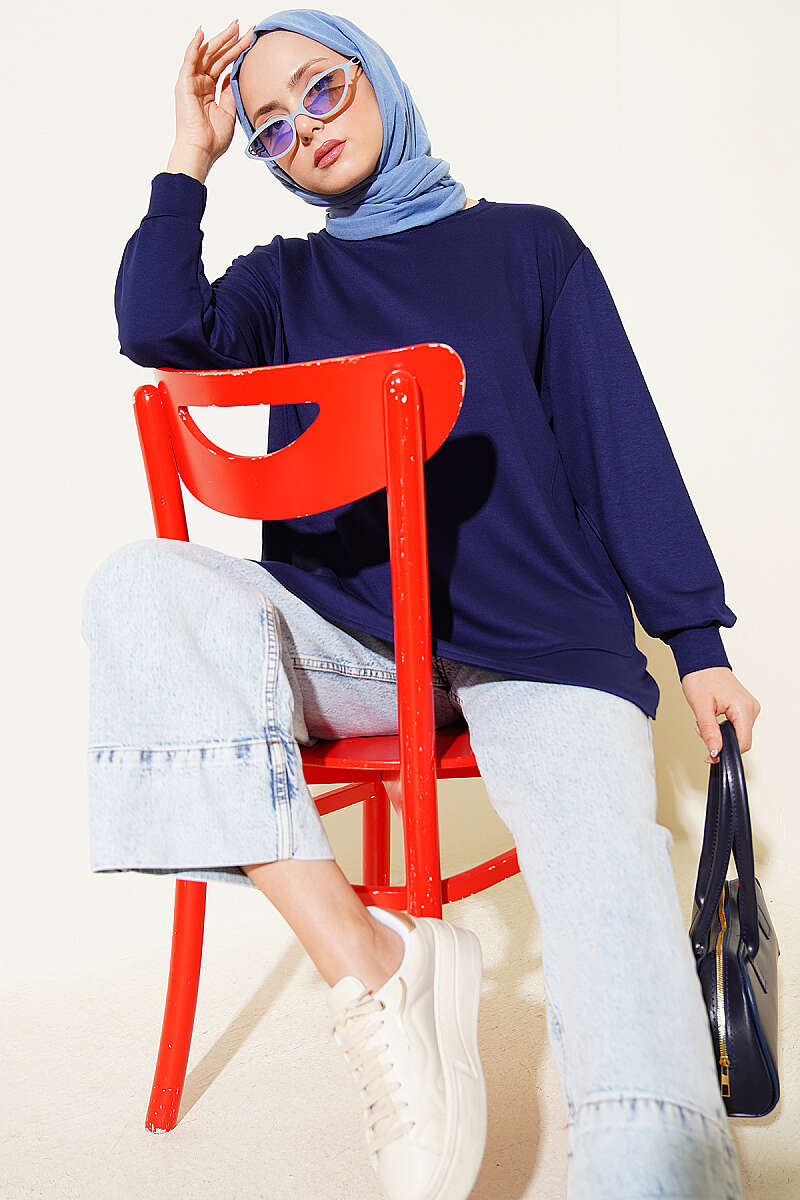 Loycha Tunic with Oval Stitching - Navy