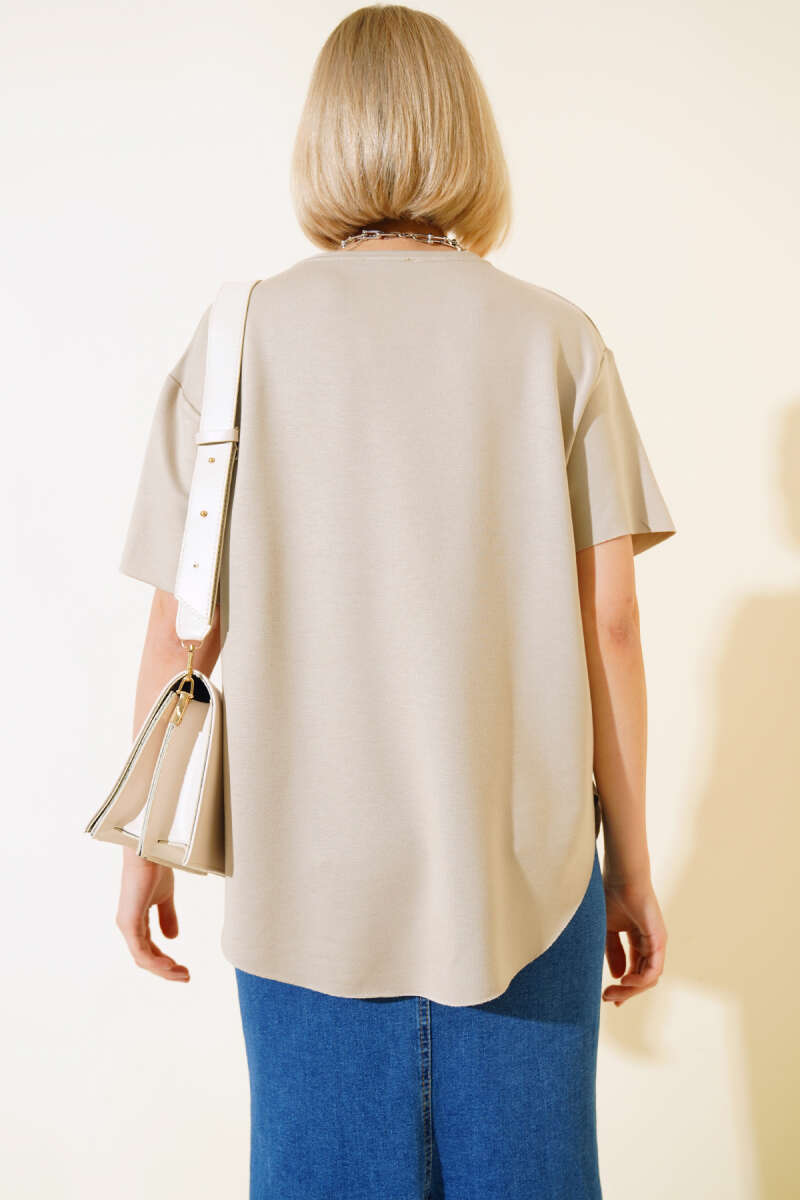 Curved-Hem T-Shirt - Beige
