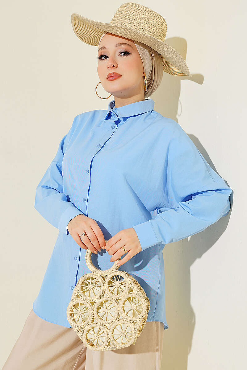 Oversized Shirt - Light Blue