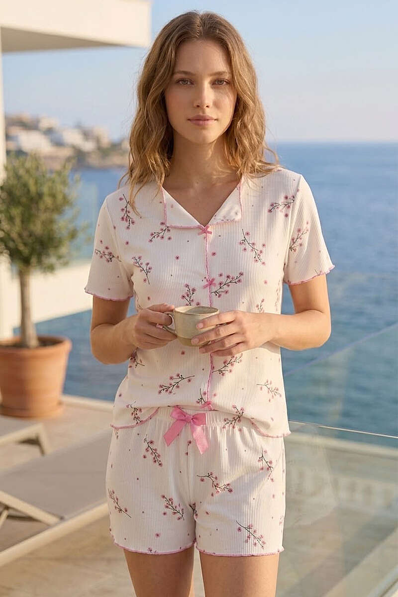Daisy Print Shirt-Collar Shorts Pyjama Set - Pink