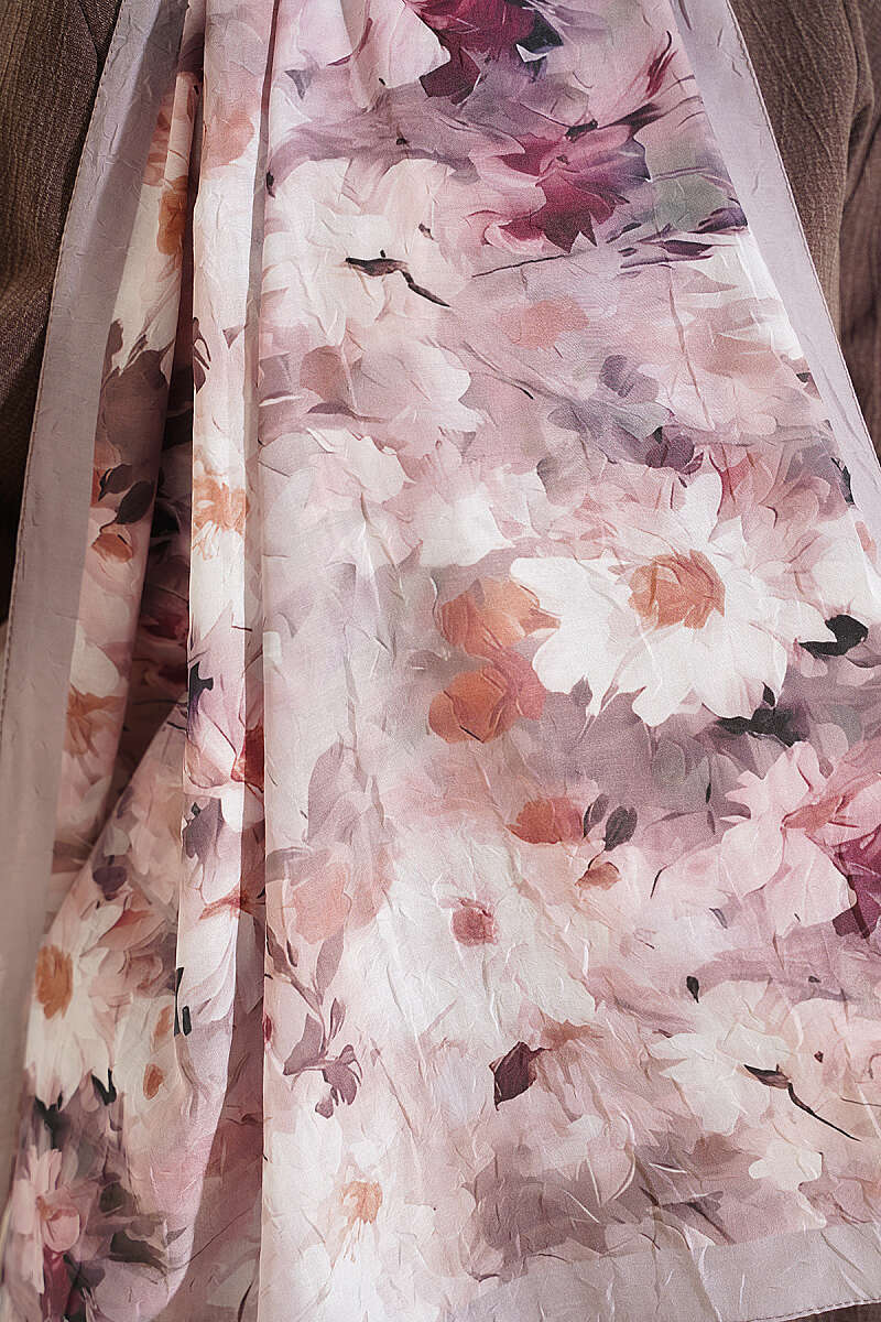 Daisy Print Bamboo Crinkle Shawl - Light Mink