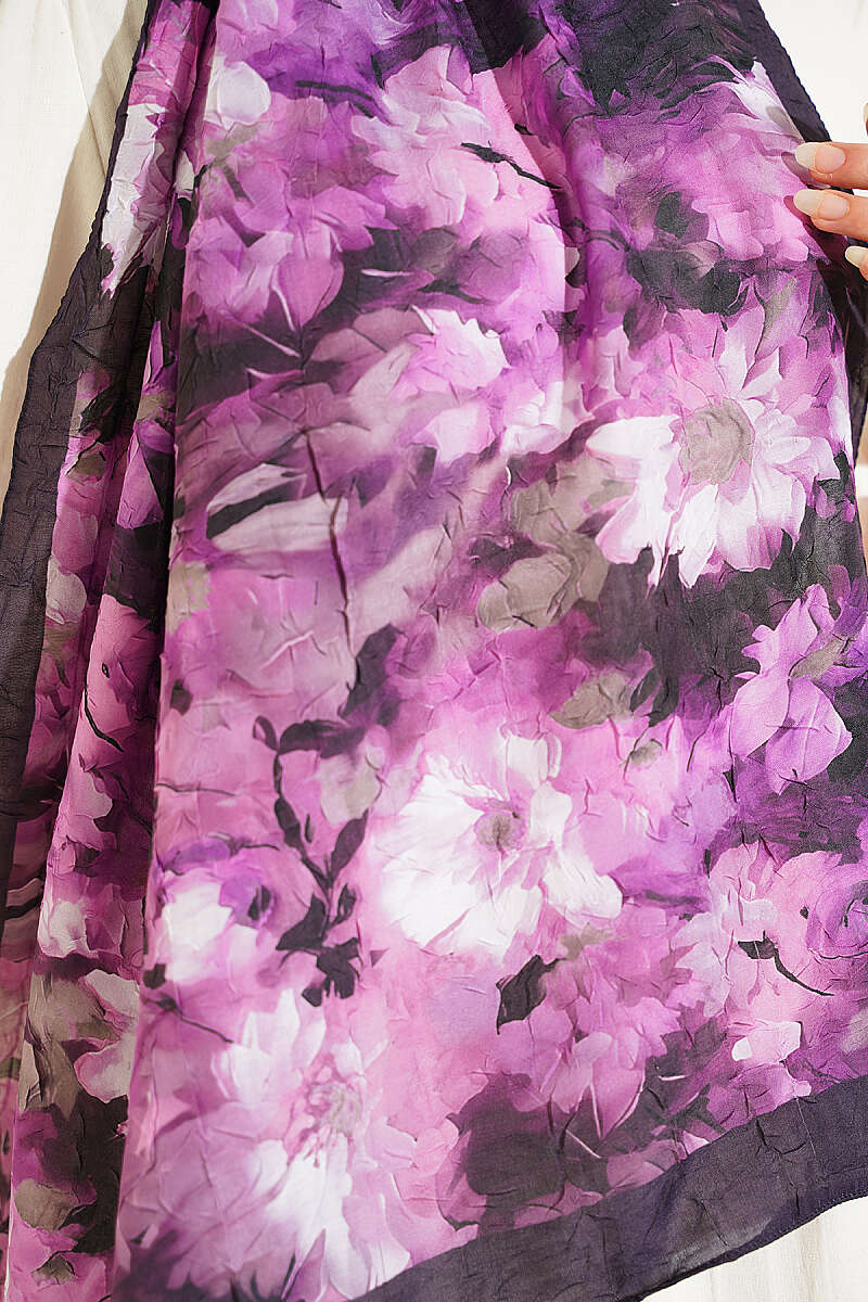 Daisy Print Bamboo Crinkle Shawl - Lavender