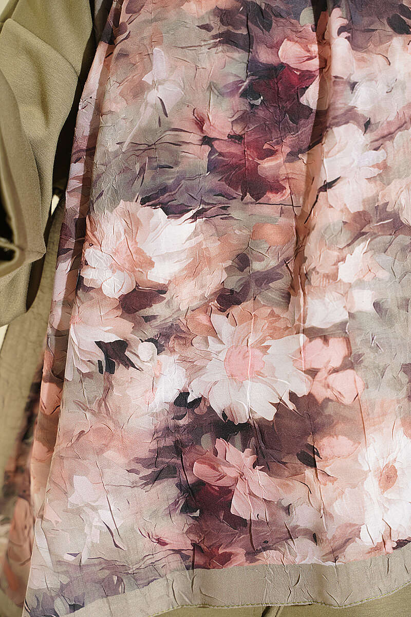 Daisy Print Bamboo Crinkle Shawl - Khaki