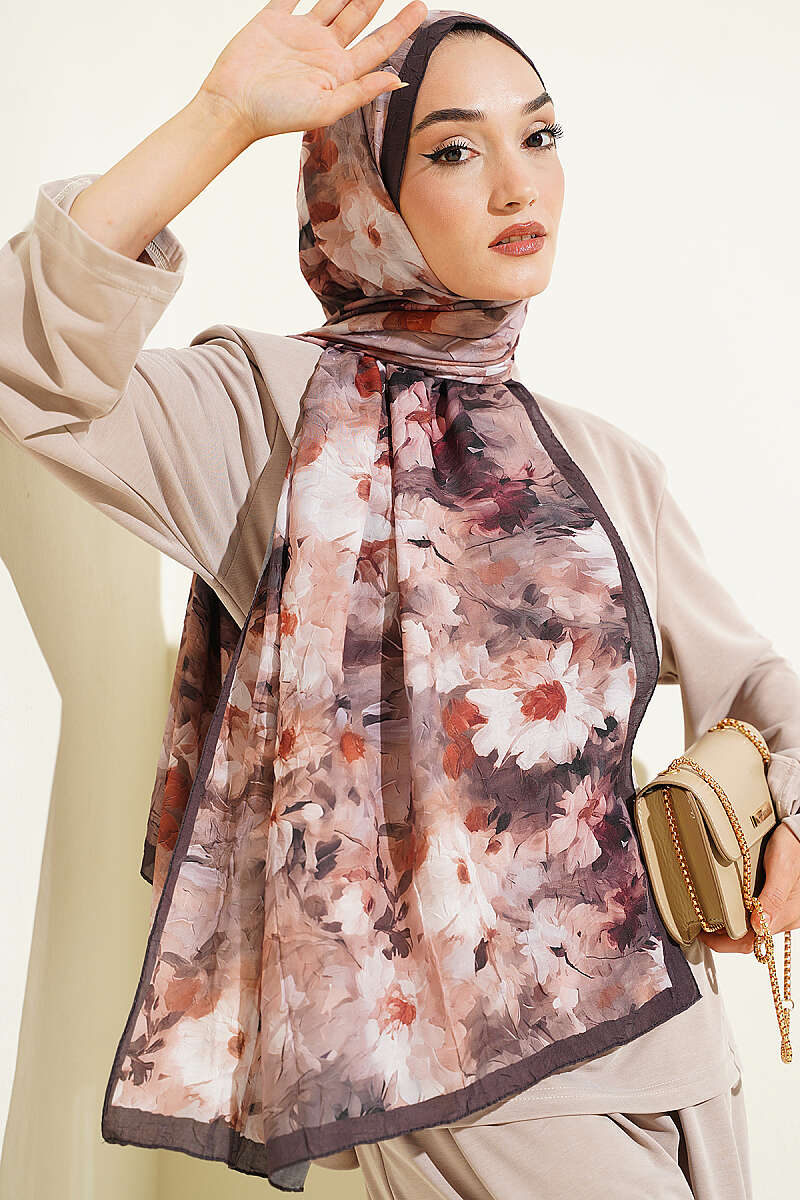 Daisy Print Bamboo Crinkle Shawl - Chestnut
