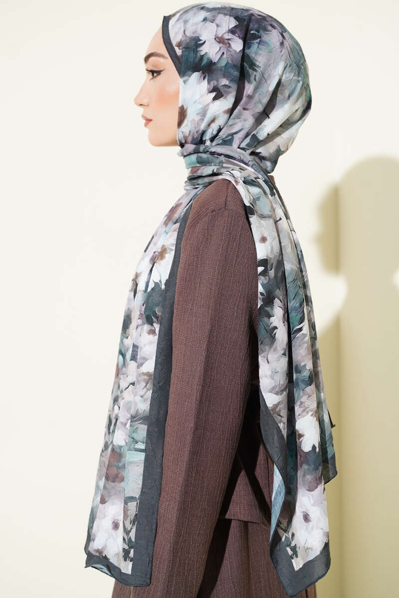 Daisy Print Bamboo Crinkle Shawl - Emerald