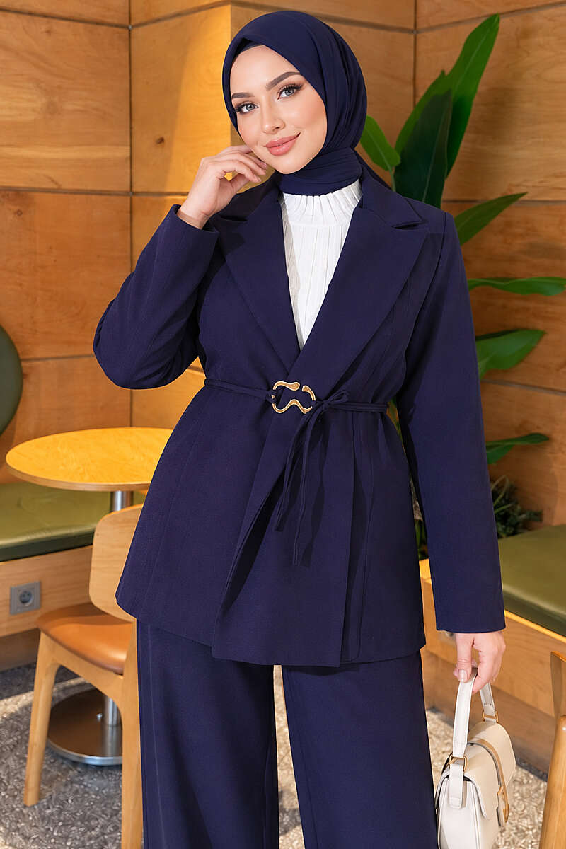 Two-Piece Set with Panelled Jacket - Navy