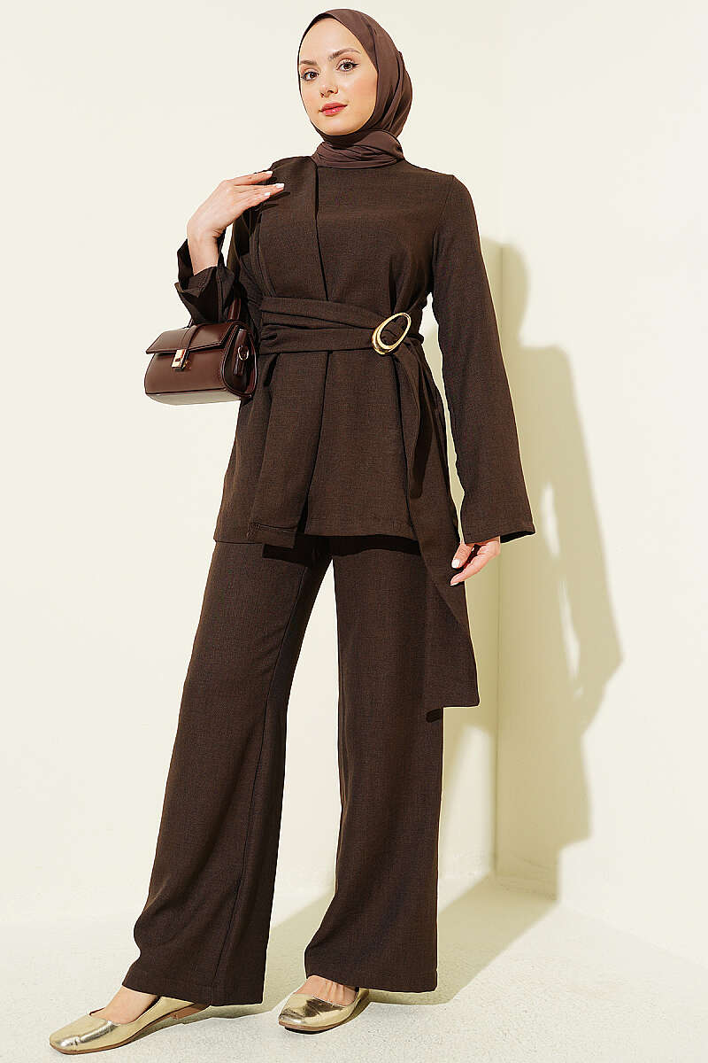 Panelled Two-Piece Set with Gold Buckle - Chestnut