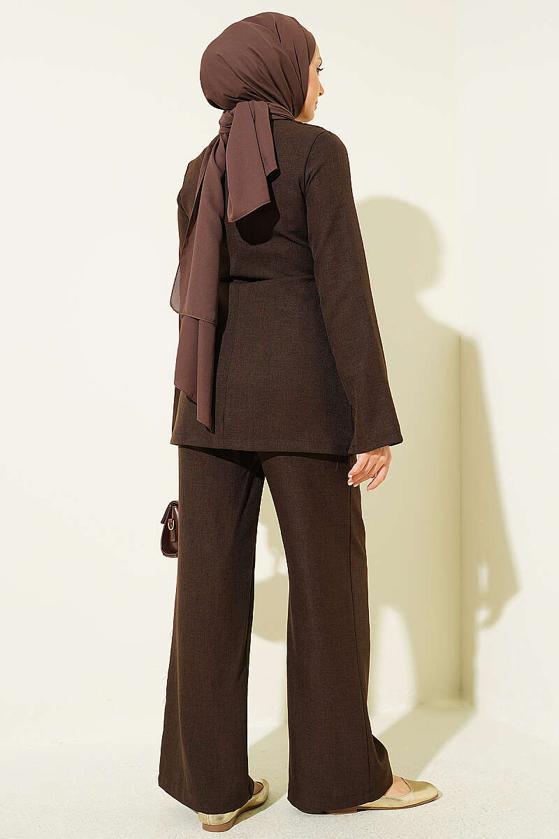 Panelled Two-Piece Set with Gold Buckle - Chestnut