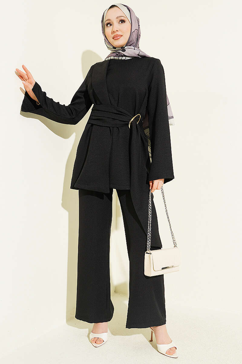 Panelled Two-Piece Set with Gold Buckle - Black