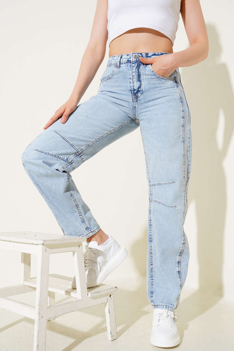Baggy Jeans with Darts - Ice Blue