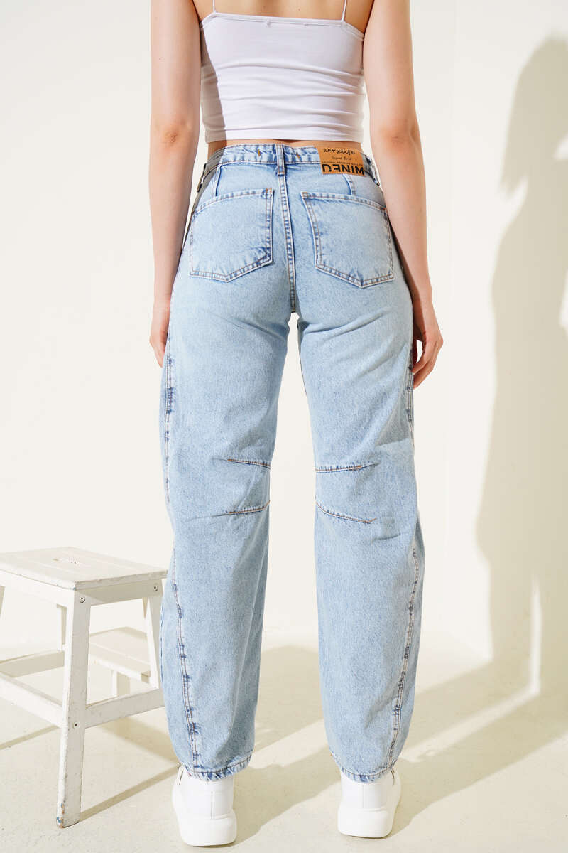Baggy Jeans with Darts - Ice Blue