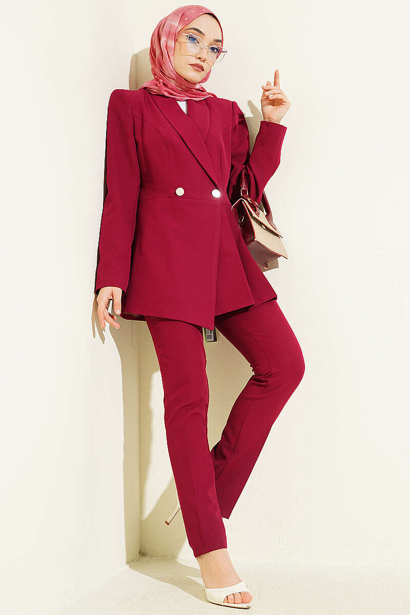 Two-Piece Set with Pleated Blazer - Burgundy
