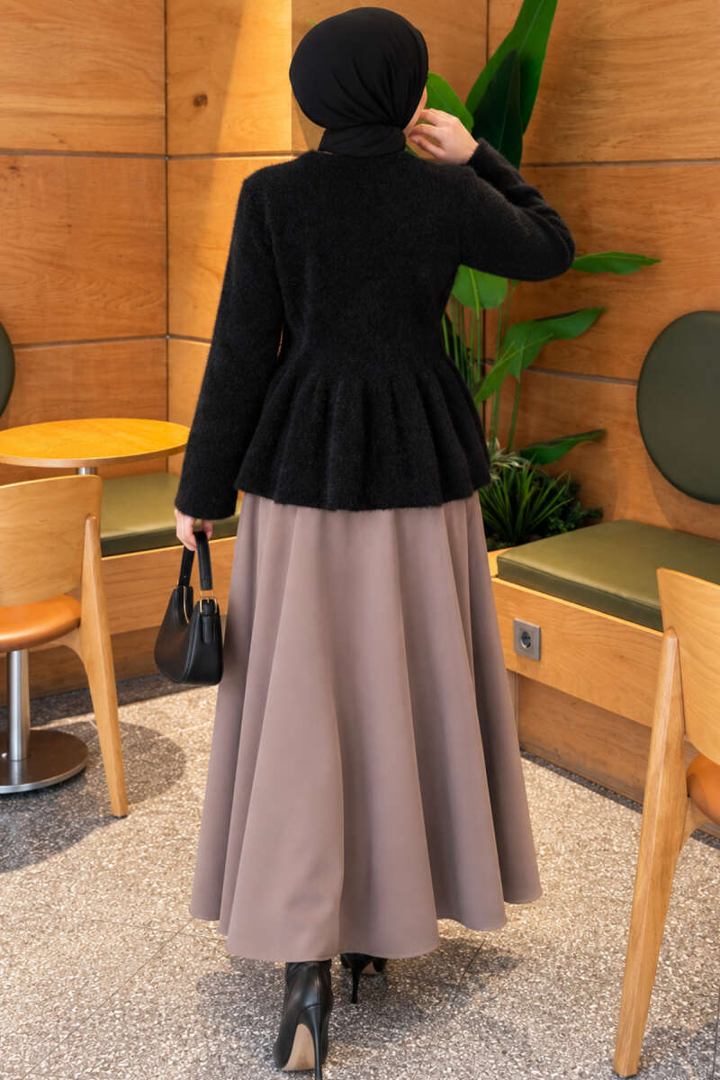 Pleated Brushed Cardigan with Buttons - Black