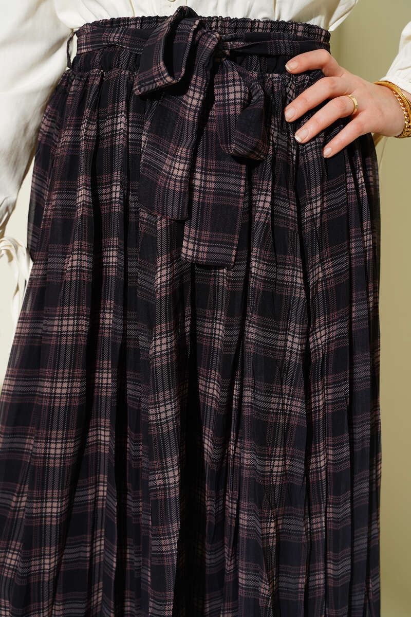 Belted Pleated Plaid Chiffon Skirt - Black