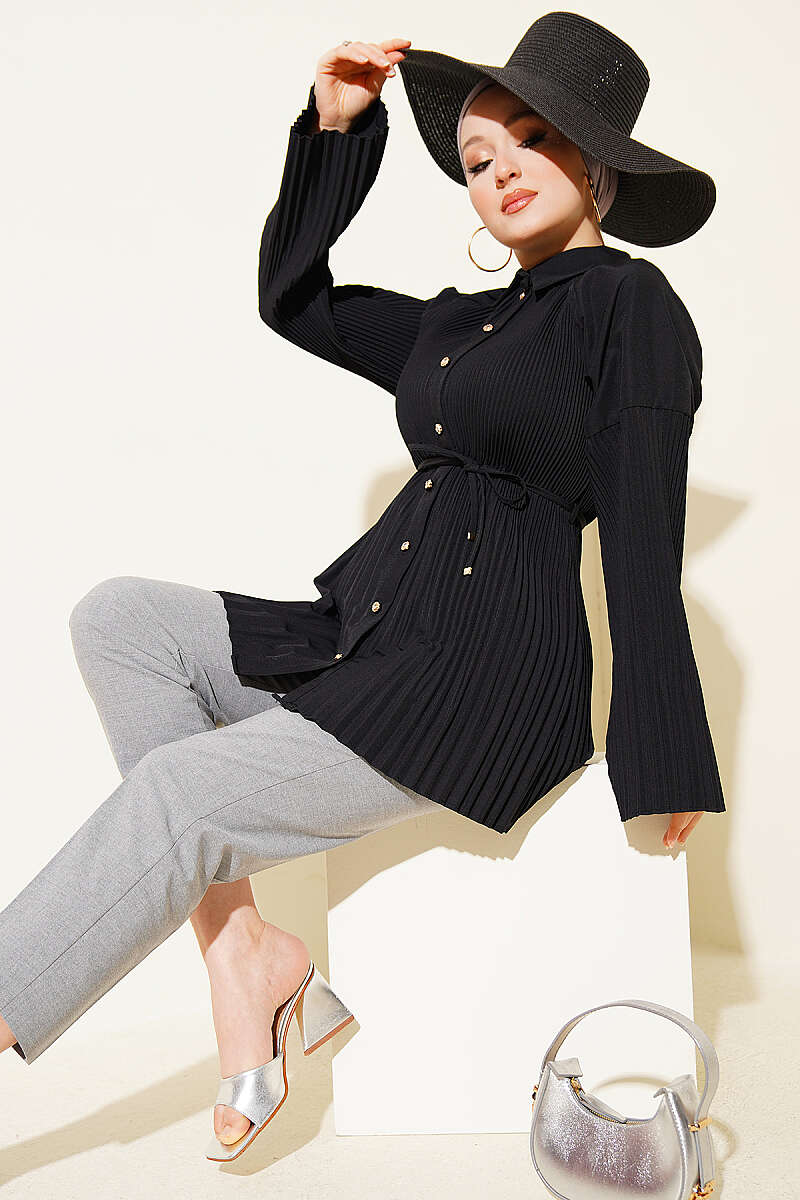 Plissé Shirt with Cord Belt - Black