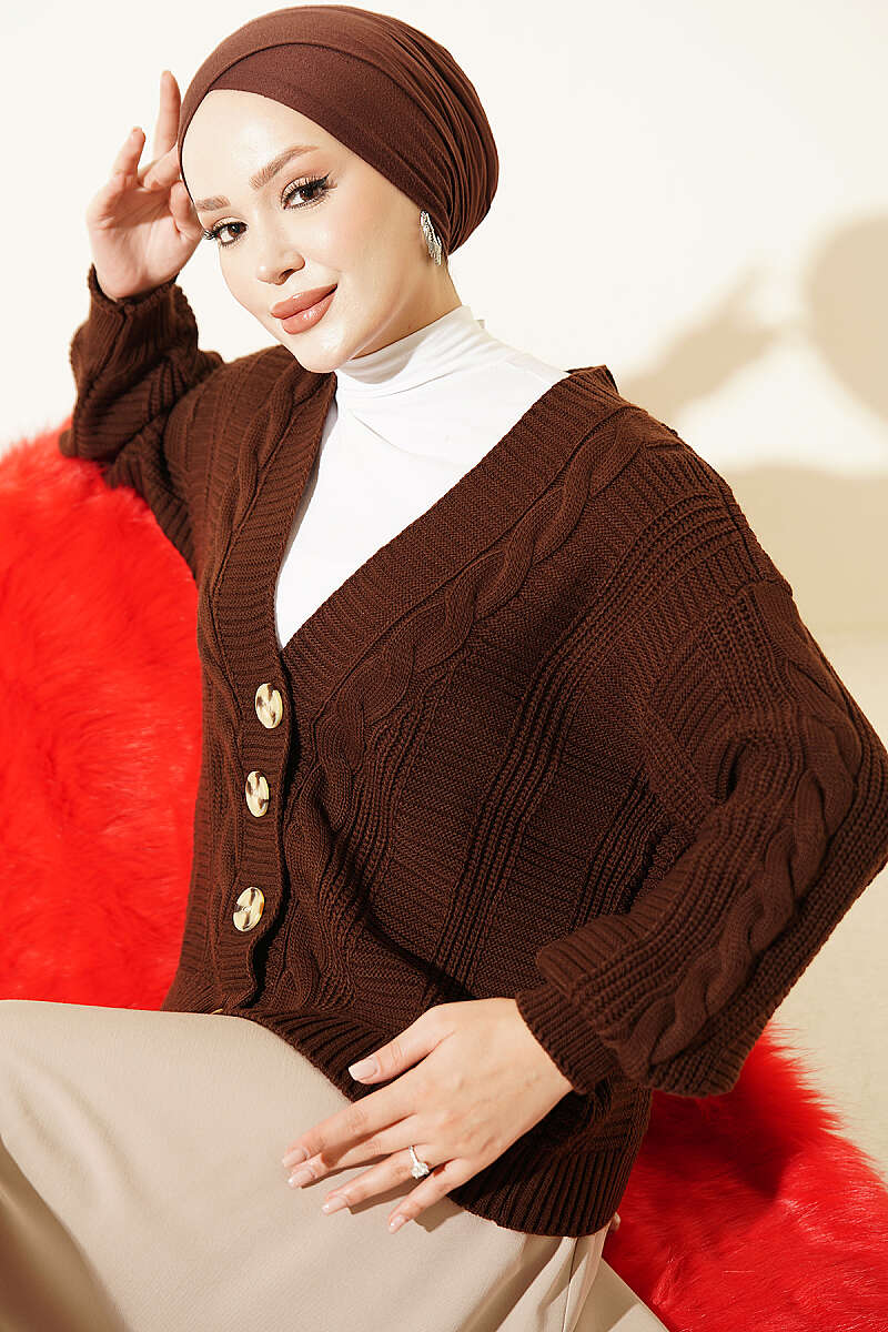 Short Cable-Knit Button Cardigan - Brown