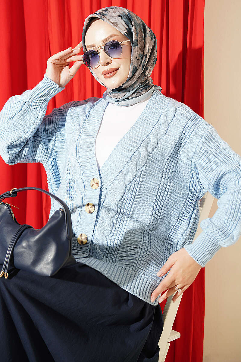 Short Cable-Knit Button Cardigan - Blue