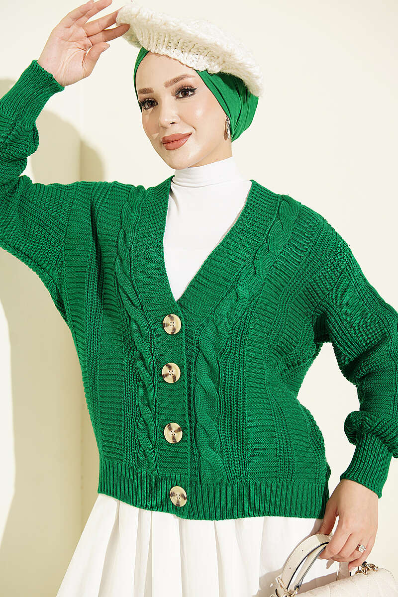 Short Cable-Knit Button Cardigan - Emerald