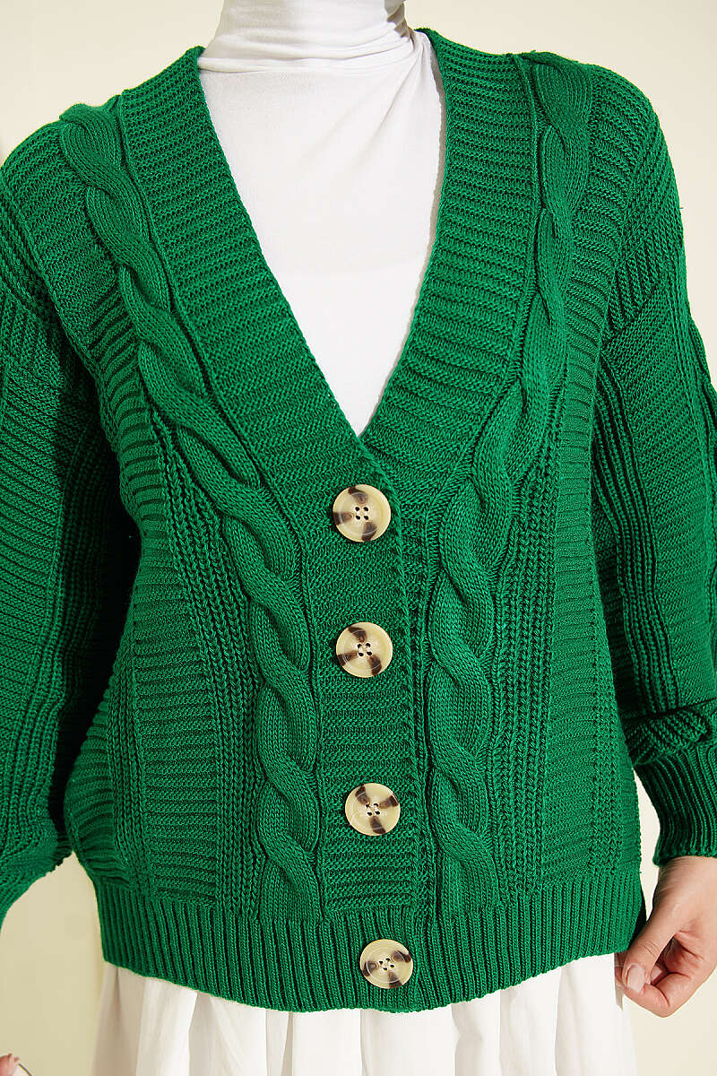Short Cable-Knit Button Cardigan - Emerald