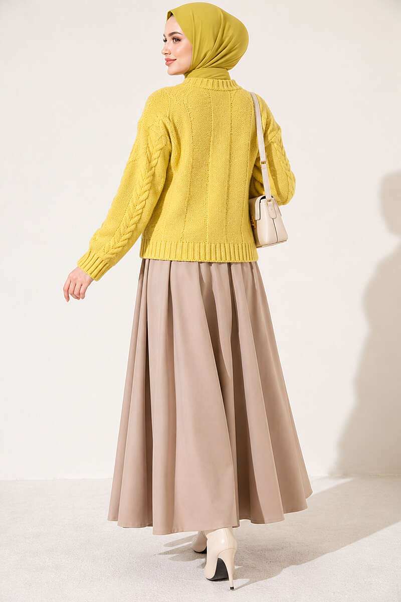 Cable-Knit Sweater - Olive