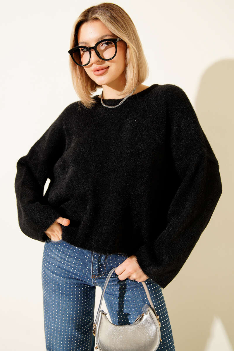 Basic Fluffy Sweater - Black