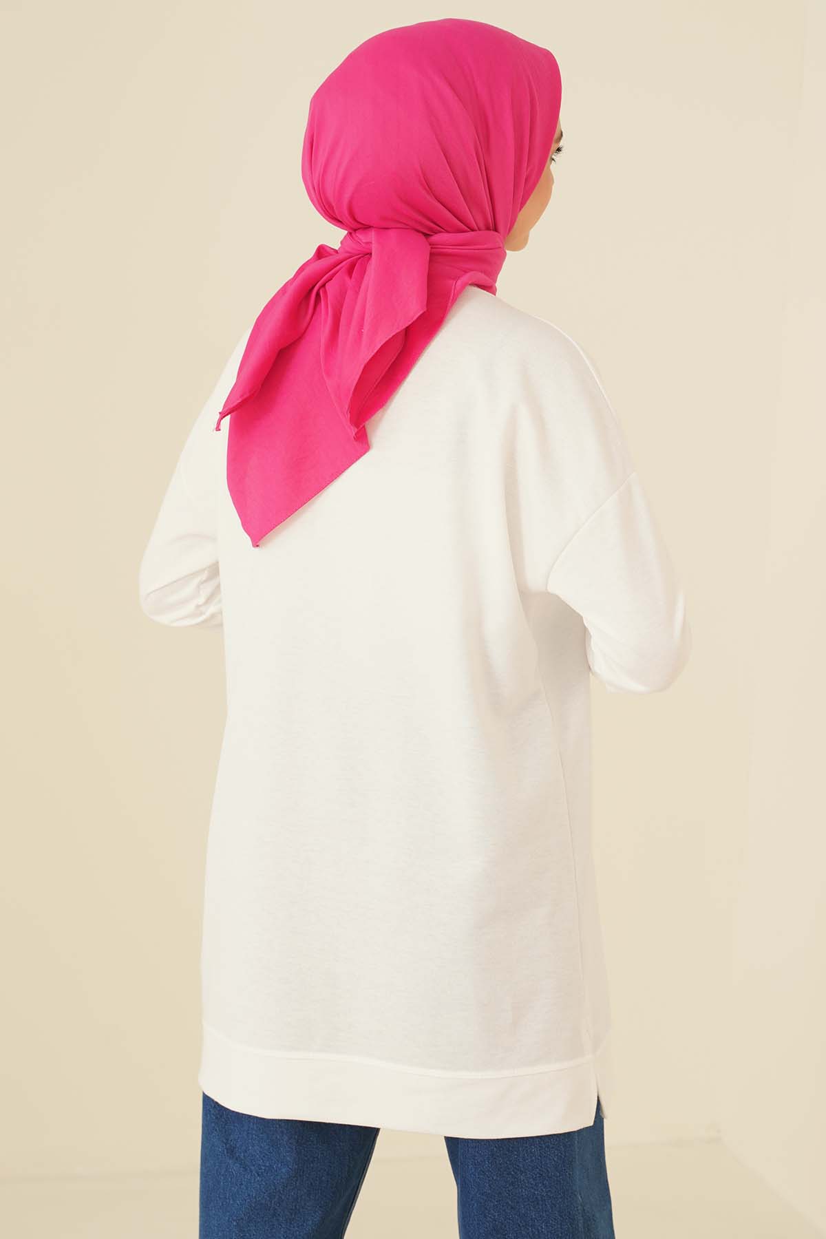 Loose Tunic with Emblem - White