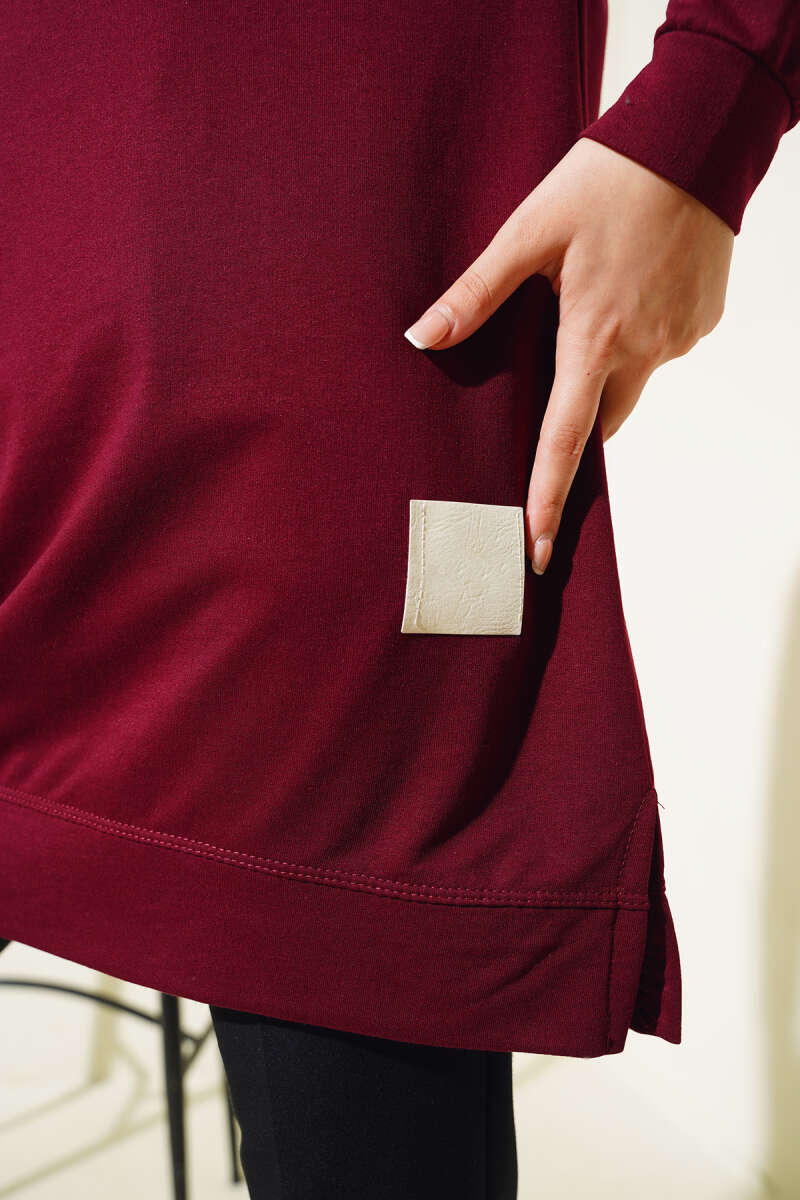 Loose Tunic with Emblem - Burgundy