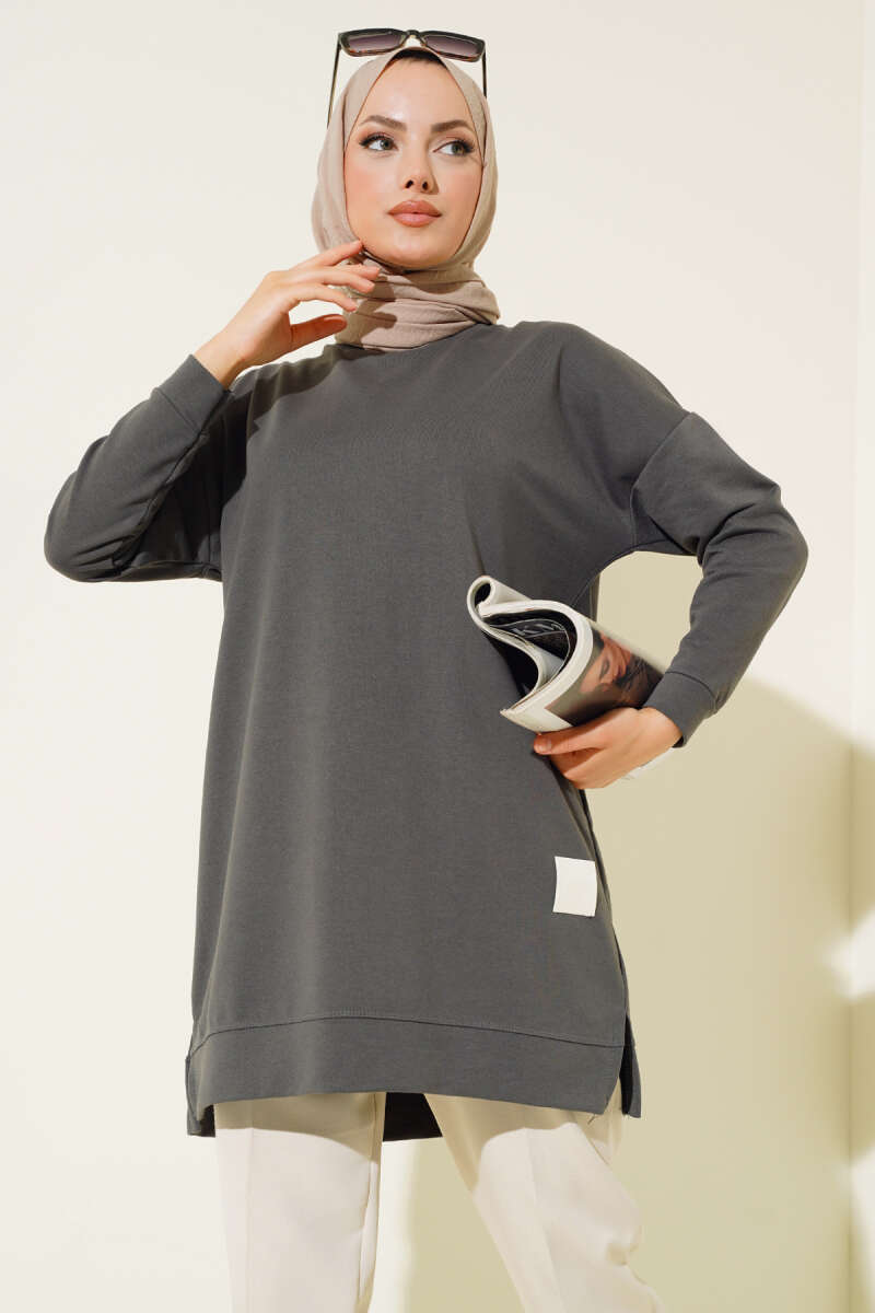 Loose Tunic with Emblem - Smoke Grey