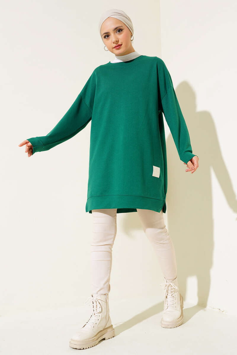 Loose Tunic with Emblem - Green