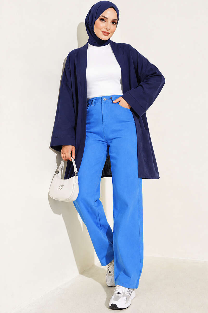 Straight-Leg Jeans - Saxe Blue