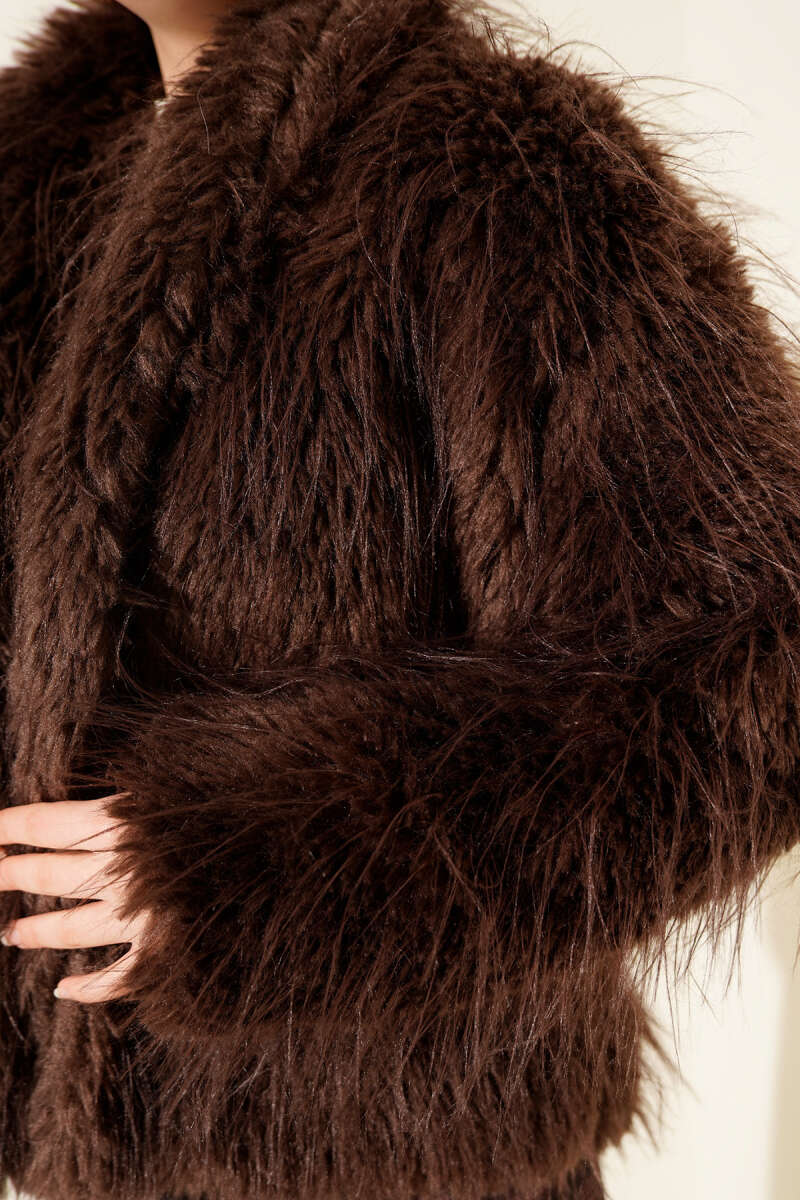 Loose Coat with Faux Fur Detail - Brown