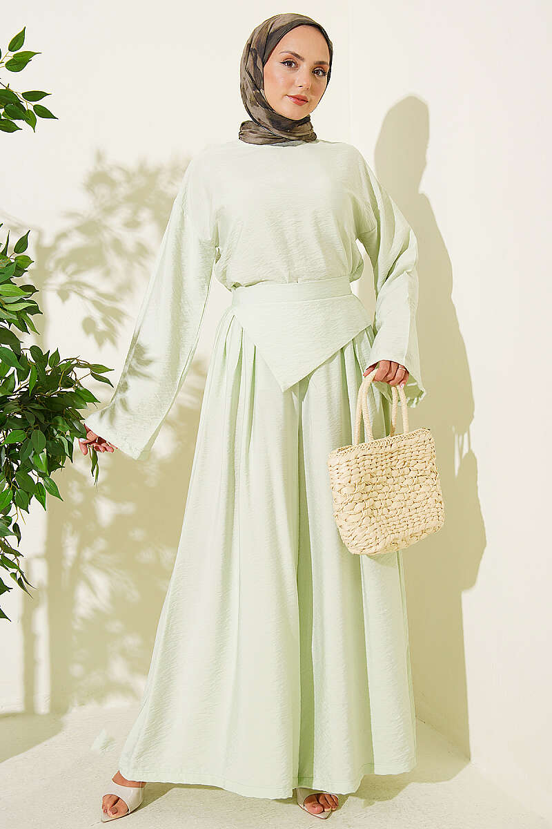 Two-Piece Set with Loose Trousers - Aqua Green