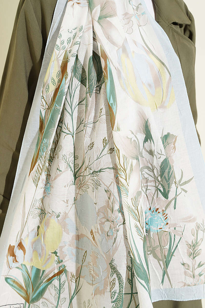 Ivy Print Bamboo Crinkle Shawl - Ice Blue