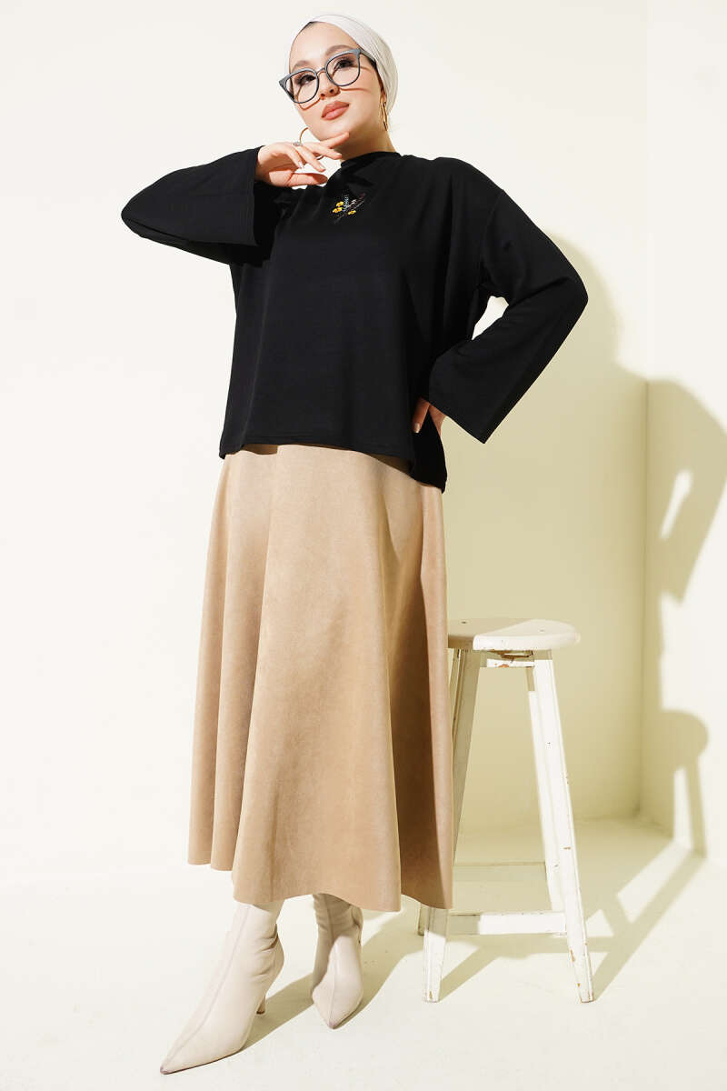 Floral Embroidered Jersey Blouse - Black