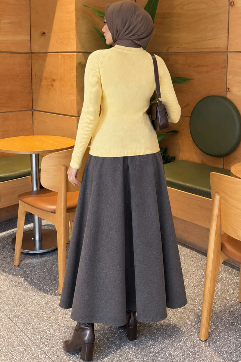 Striped-Detail Knit Sweater - Yellow
