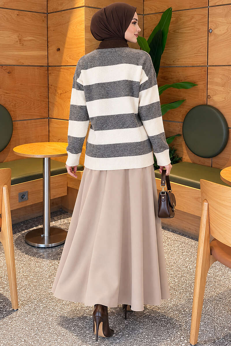 Striped-Trim Button Knit Sweater - Grey