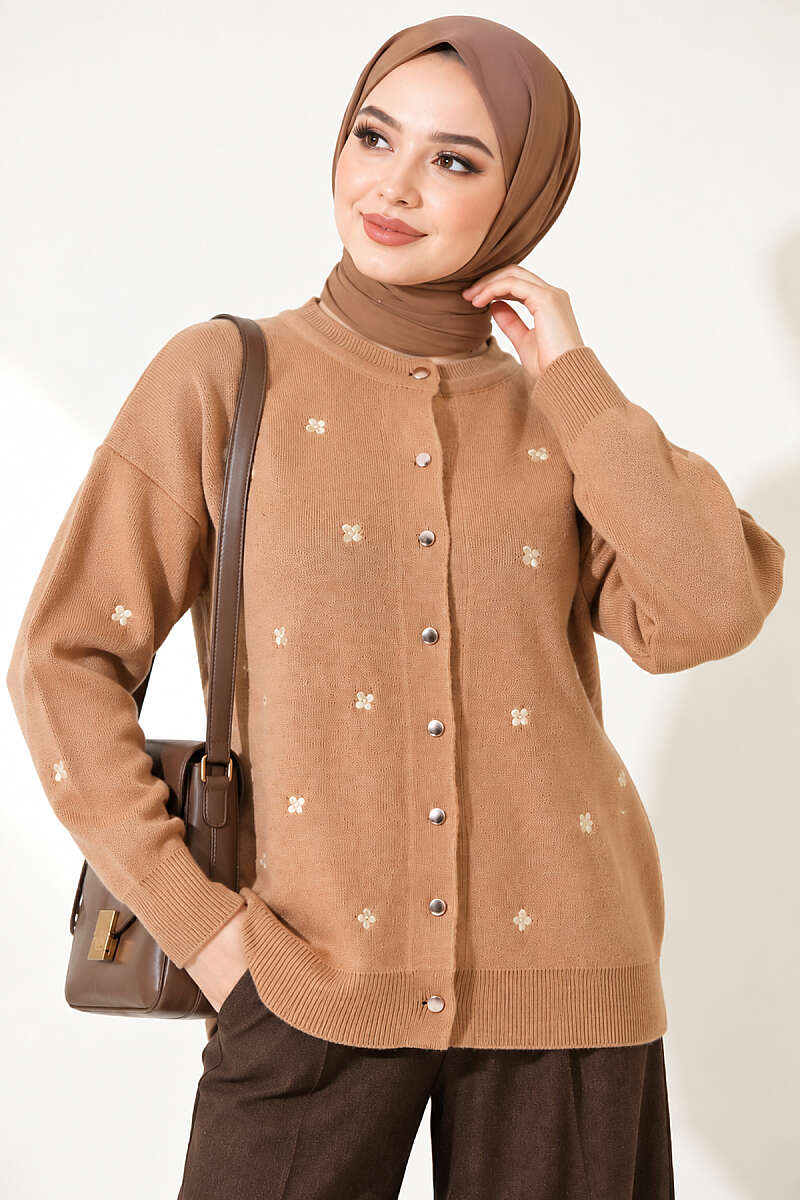 Scattered Floral Embroidered Knit Cardigan - Latte