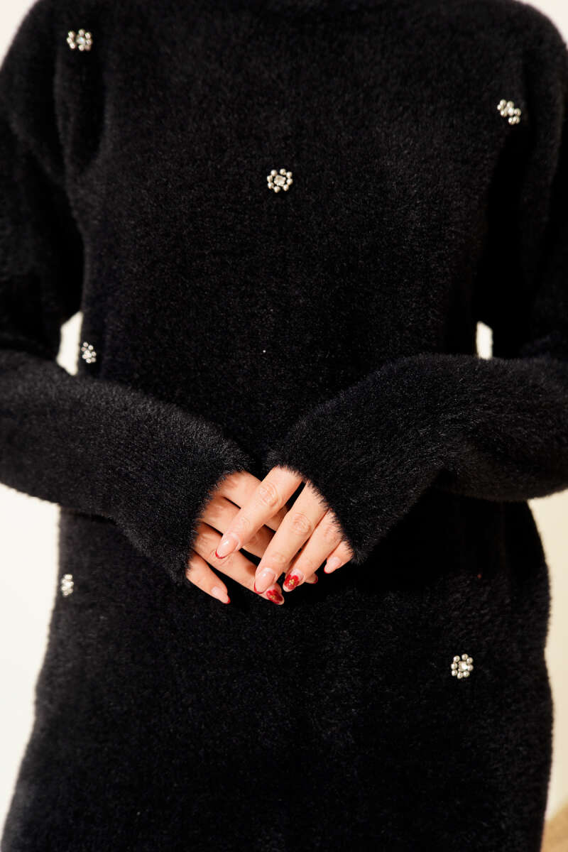 Fluffy Tunic with Scattered Stones - Black
