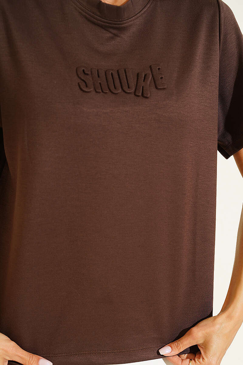 Shouke Embossed T-Shirt - Brown