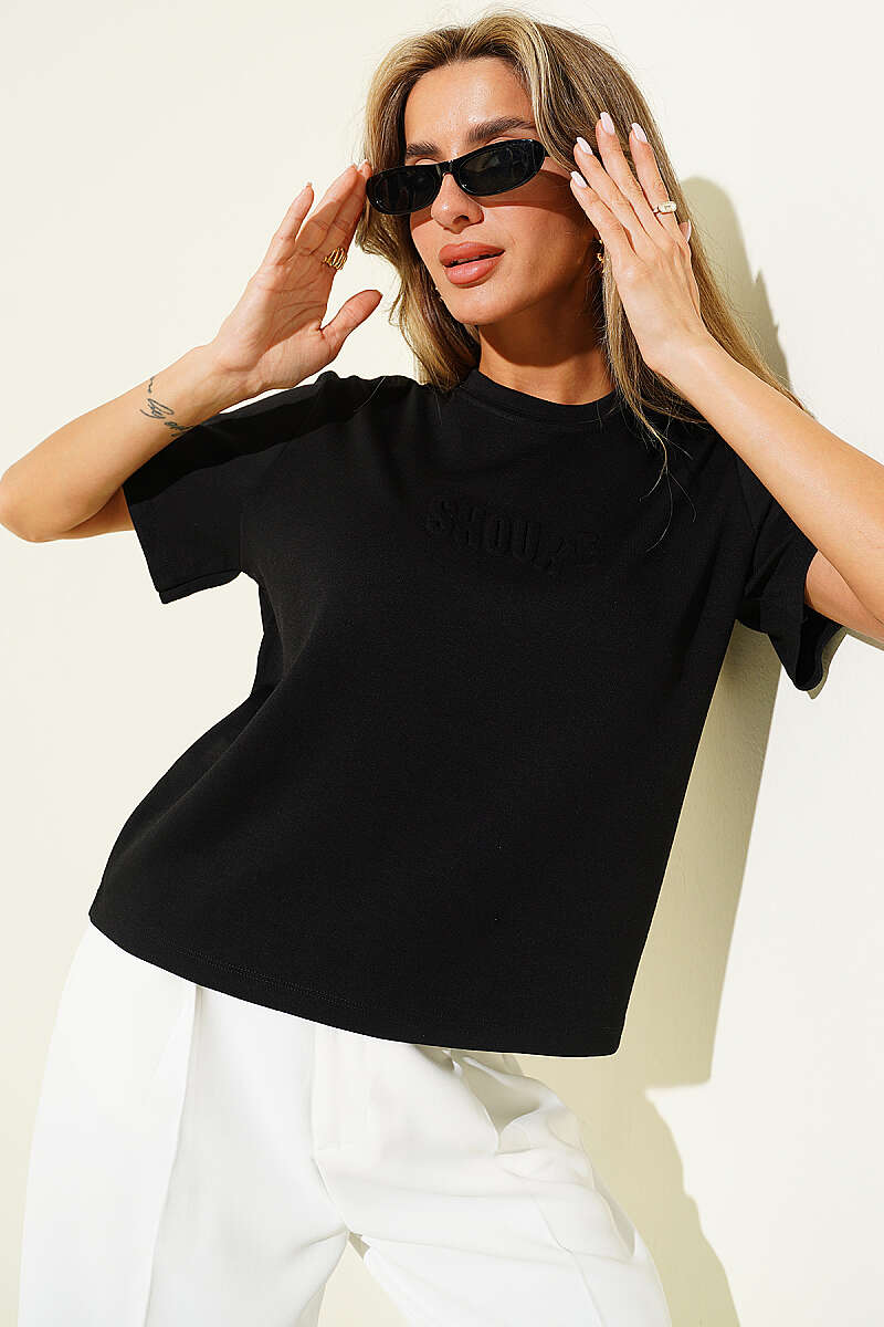 Shouke Embossed T-Shirt - Black