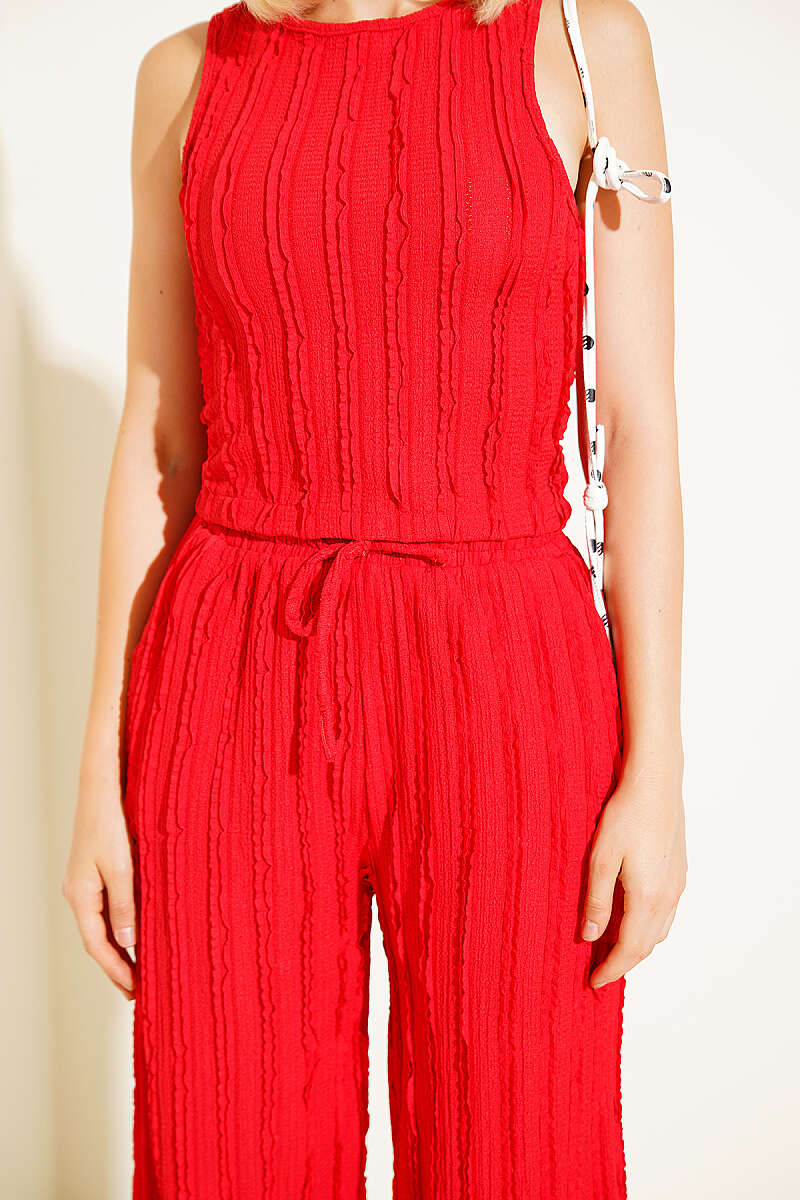 Sleeveless Crew-Neck Two-Piece Set - Red
