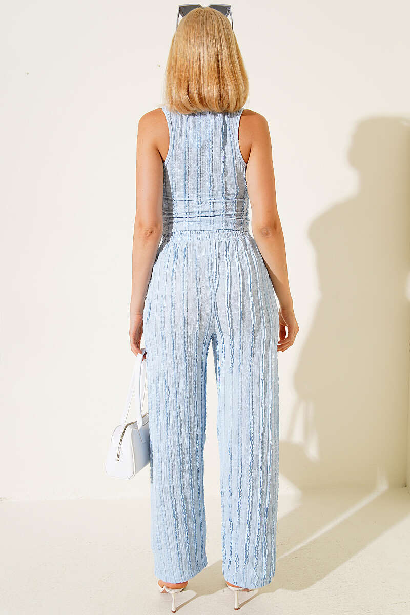 Sleeveless Crew-Neck Two-Piece Set - Blue