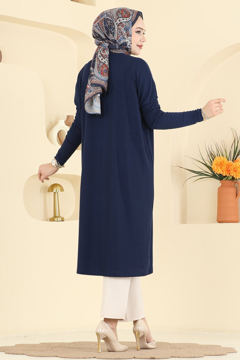 Elegant Twisted Knit Tunic with Emblem - Navy