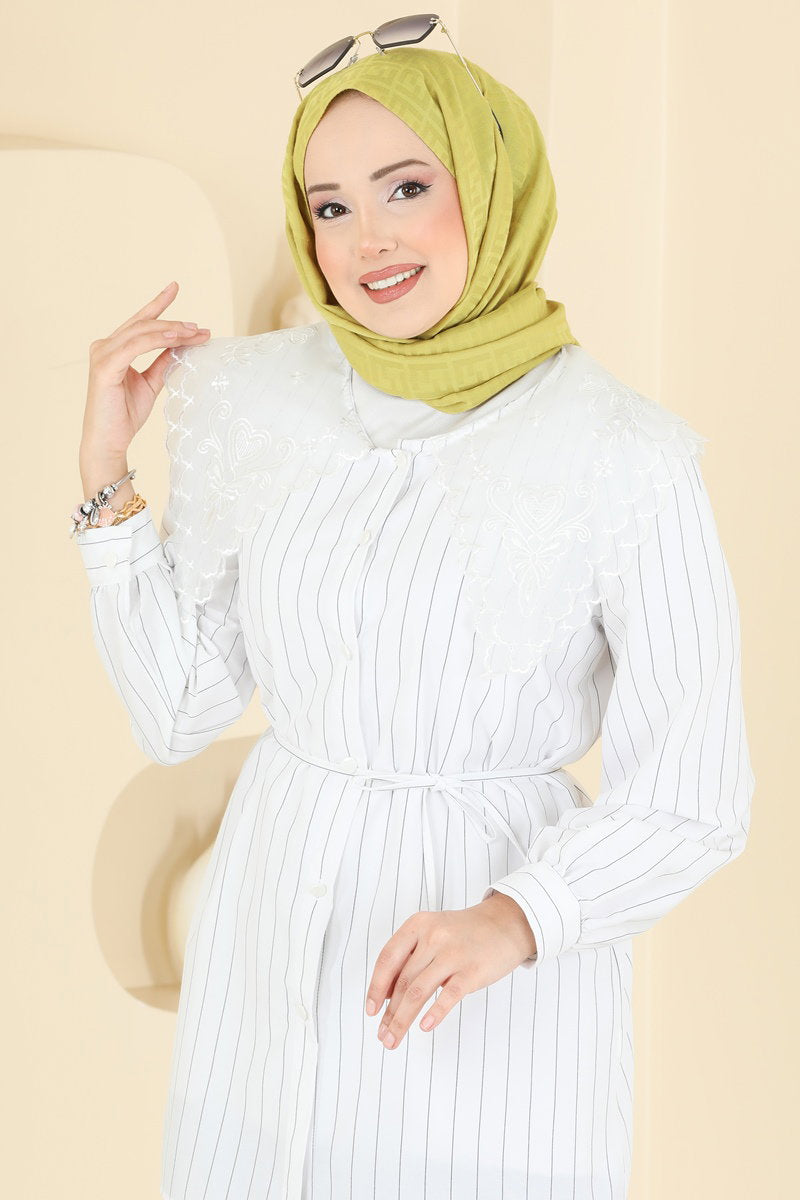 Poplin Shirt with Elegant Collar - Ecru