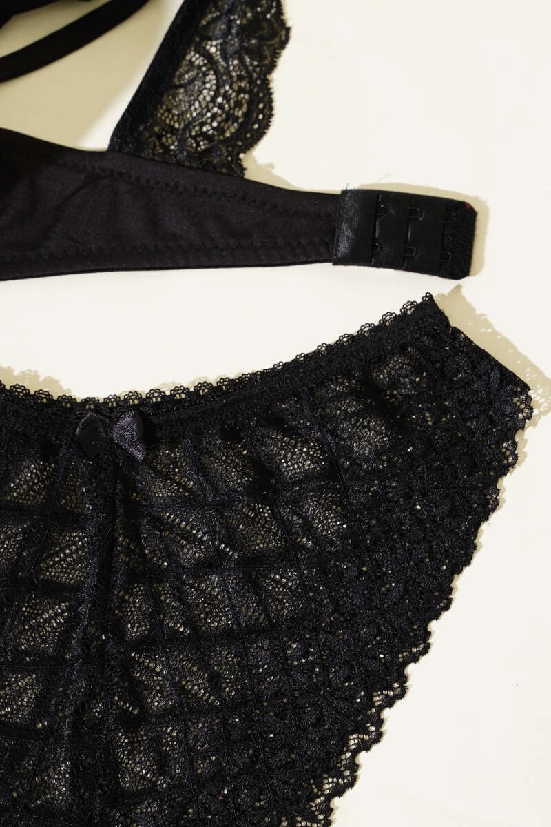 Padded Bra Set with Criss-Cross Lace Back - Black