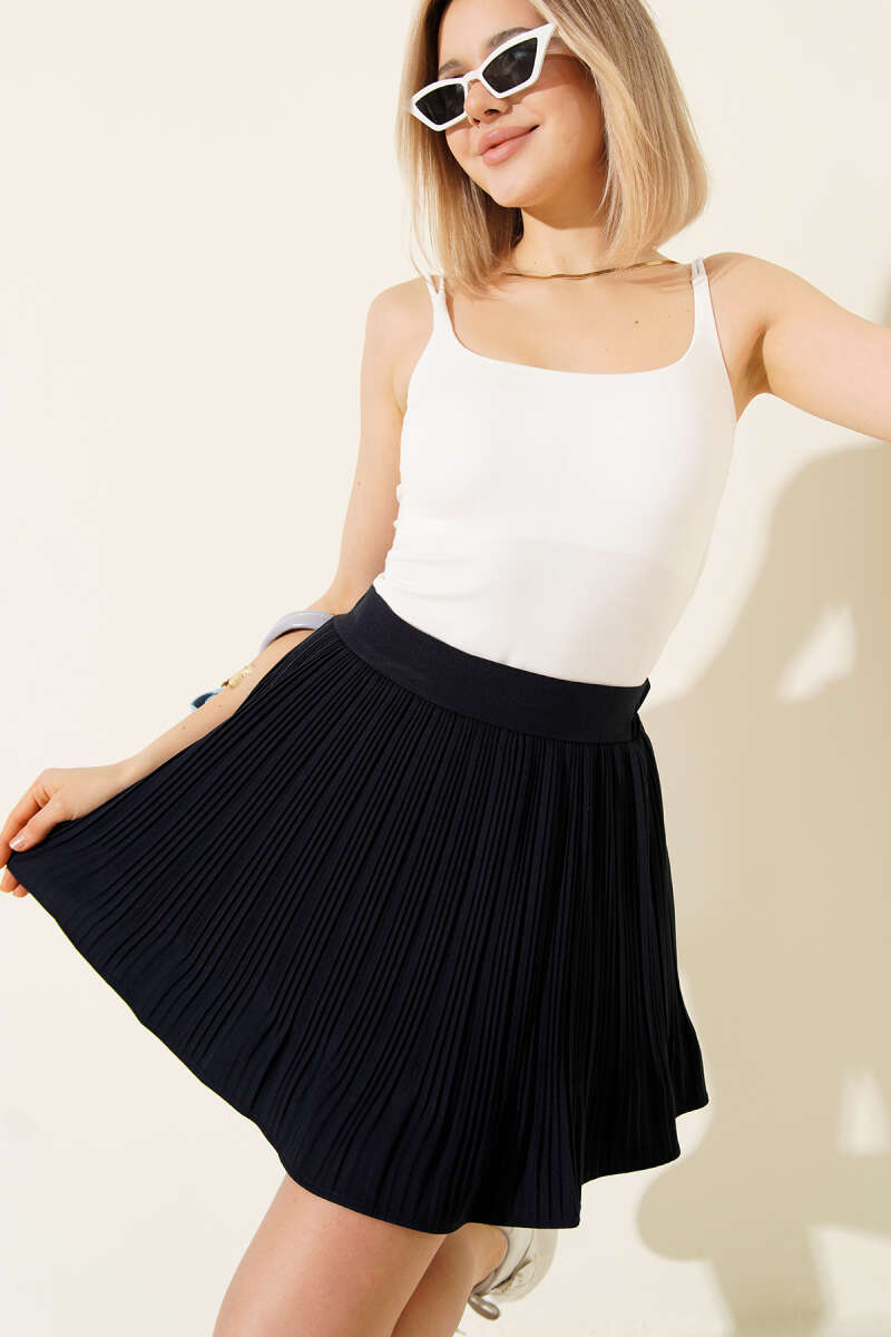 Plissé Mini Skirt with Shorts Lining - Navy